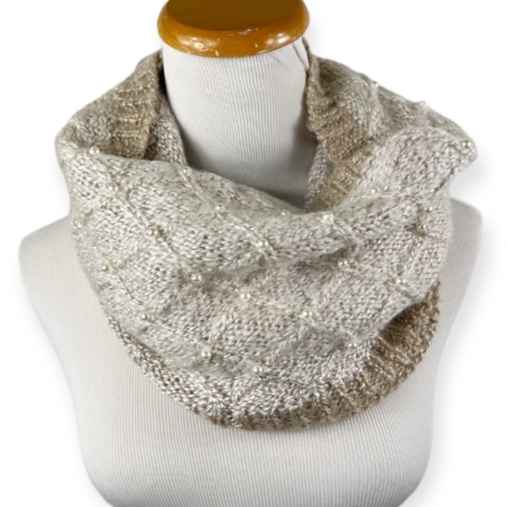 Betsey Johnson Knit Infinity Scarf Cream Tan Faux Pearls One Size